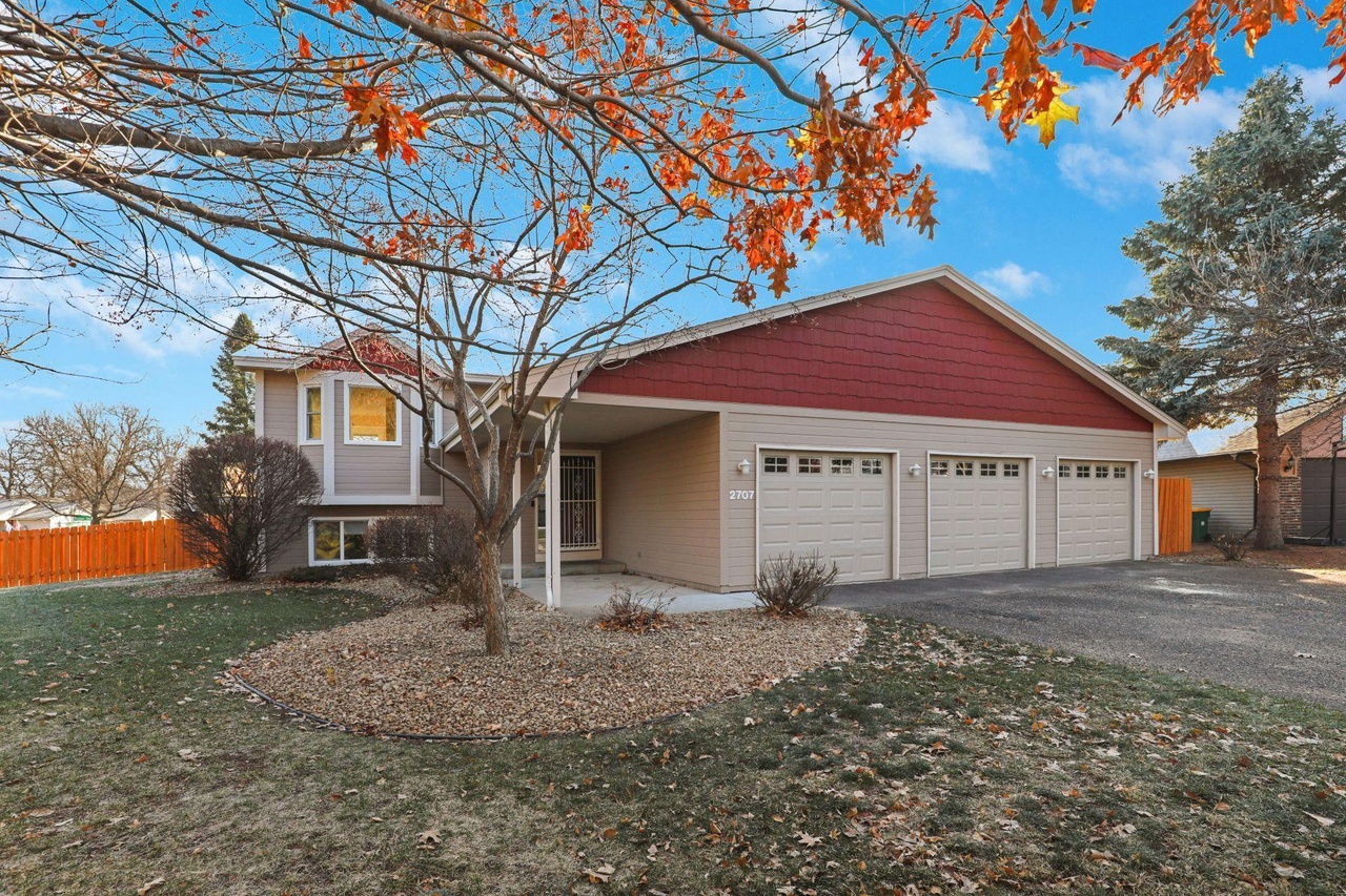 2707 94th Ave N, Brooklyn Park, MN 55444 | MLS# 5686935 ...