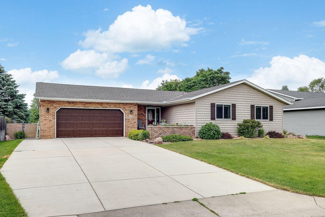 1410 21st St W, Hastings, MN 55033 | MLS# 6385989 | Redfin