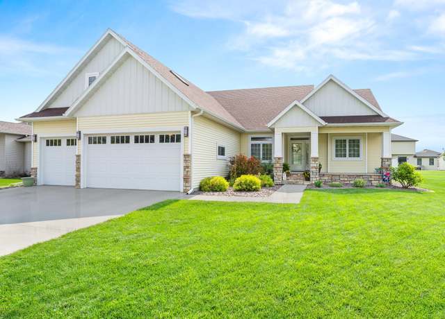 Property at 1839 Queensbury St, West Fargo, ND 58078, 6 beds, 4 baths