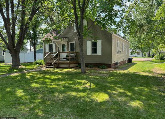 Property at 307 Park St S, Mora, MN 55051, 3 beds, 1 bath