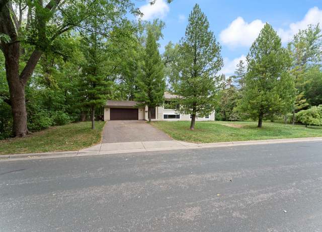 Property at 1437 Wisconsin Ave N, Golden Valley, MN 55427, 4 beds, 2 baths