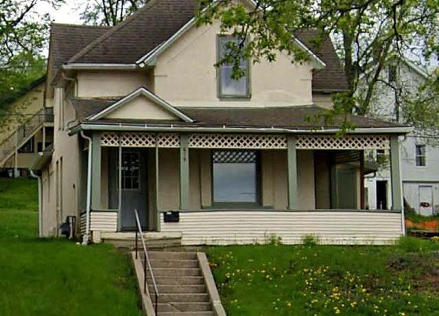 Property at 619 N 4th St, Mankato, MN 56001, 4 beds, 1 bath
