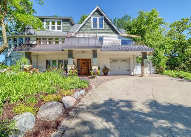 Property at 1812 E Shore Dr, Detroit Lakes, MN 56501, 7 beds, 7 baths