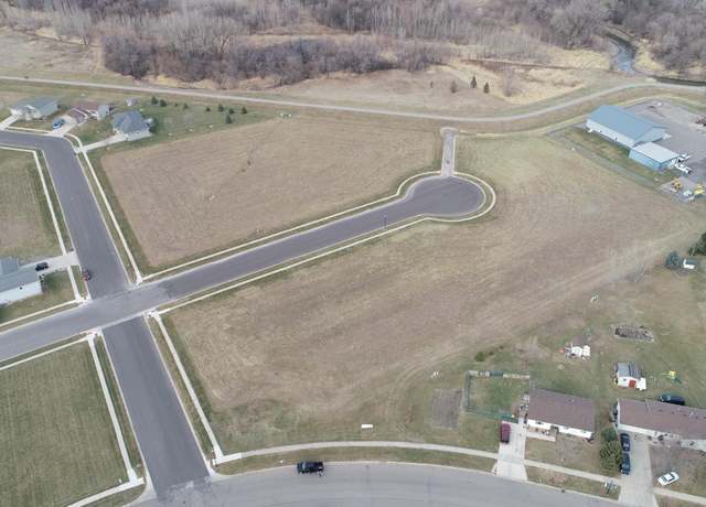 Property at 1107 Esther Cir, Marshall, MN 56258