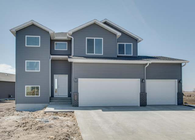 Property at 6657 Belding Dr S, Fargo, ND 58104, 4 beds, 4 baths