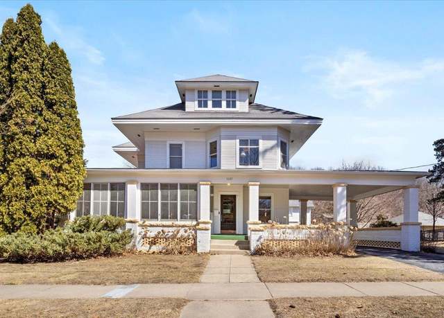 Property at 1227 S Park St, Red Wing, MN 55066, 4 beds, 2 baths