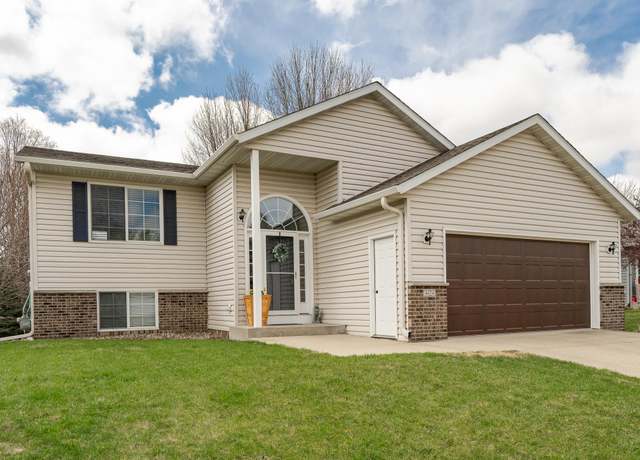 Property at 4424 Manor Dr NW, Rochester, MN 55901, 4 beds, 2 baths