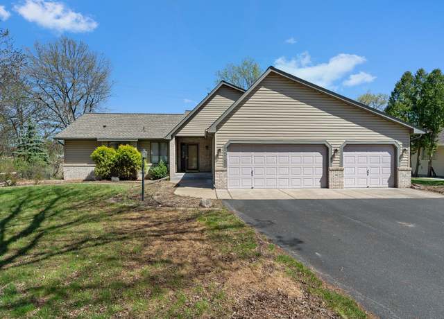 Property at 5441 Ojibway Ave N, Stillwater, MN 55082, 3 beds, 2 baths