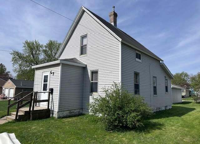Property at 609 13th St NE, Austin, MN 55912, 3 beds, 3 baths
