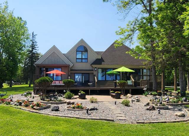 Property at 3263 County Road 20, International Falls, MN 56649, 4 beds, 3 baths