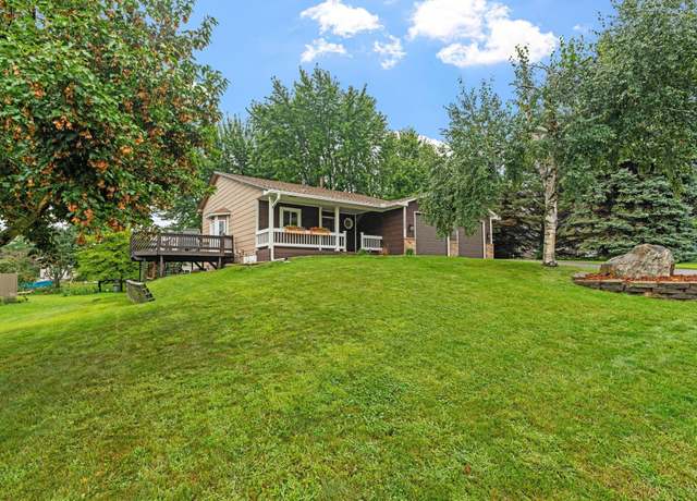 Property at 17380 Jasmine Ave, Lakeville, MN 55044, 4 beds, 2 baths