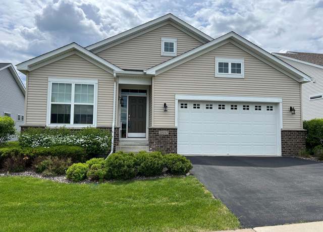 Property at 18147 73rd Pl N, Maple Grove, MN 55311, 2 beds, 2 baths