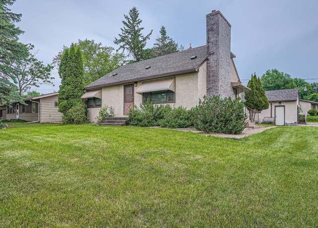 Property at 2415 Geneva Ave N, Oakdale, MN 55128, 3 beds, 2 baths