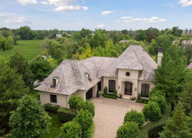 Property at 1650 Locust Hills Pl, Wayzata, MN 55391, 4 beds, 5 baths