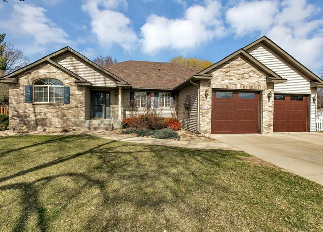 Property at 3134 15th Ave S, Saint Cloud, MN 56301, 4 beds, 4 baths