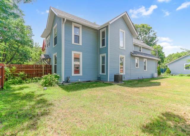 Property at 2514 15th Ave S, Minneapolis, MN 55404, 4 beds, 4 baths