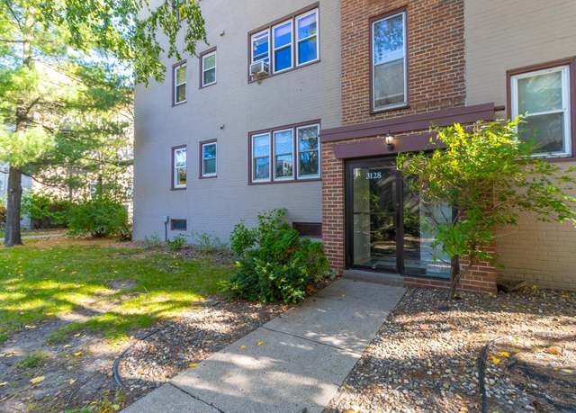 Property at 3128 W Bde Maka Ska Blvd #415, Minneapolis, MN 55416, 1 bed, 1 bath