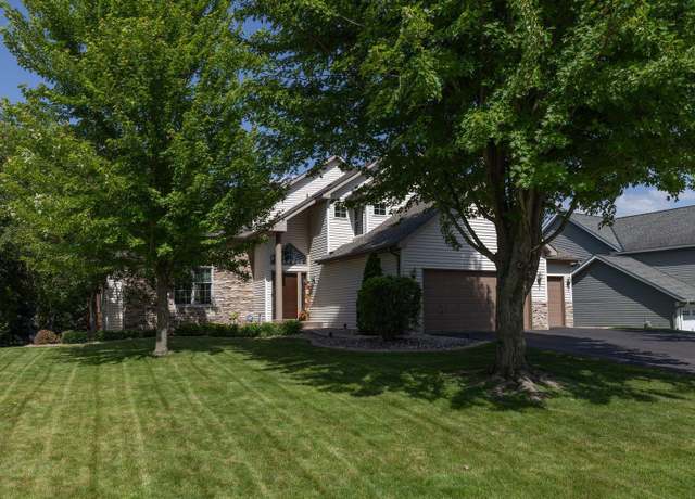 Property at 16240 Kenora Ct, Lakeville, MN 55044, 5 beds, 4 baths