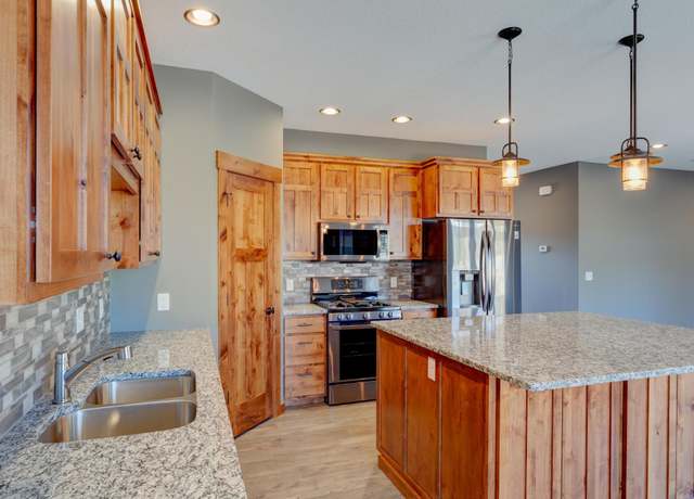 Property at 727 163rd St, Hammond, WI 54015, 3 beds, 2 baths