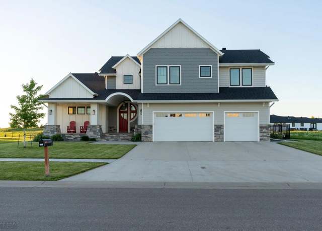 Property at 5885 Wildflower Dr S, Fargo, ND 58104, 6 beds, 4 baths