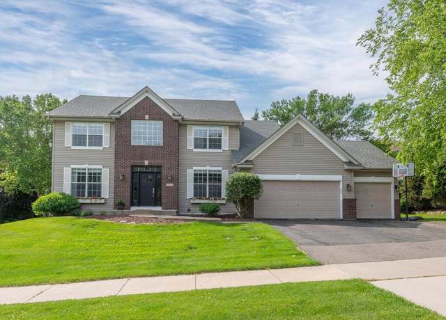 Property at 15000 Bridgewater Dr, Savage, MN 55378, 4 beds, 4 baths