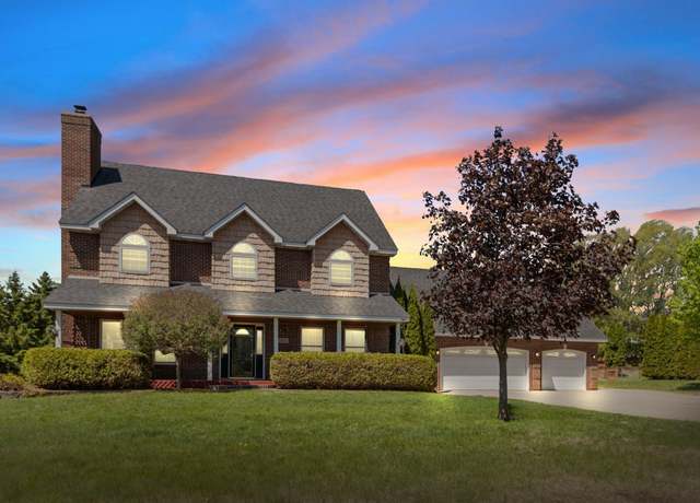 Property at 2606 Hulett Ct, Faribault, MN 55021, 6 beds, 4 baths
