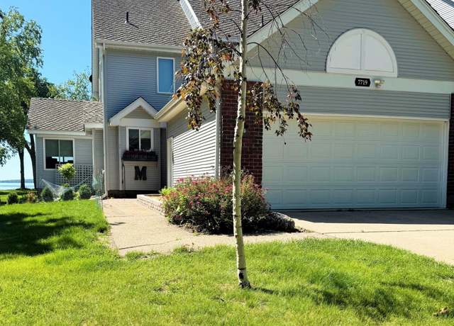 Property at 7719 North Shore Dr, Spicer, MN 56288, 4 beds, 4 baths