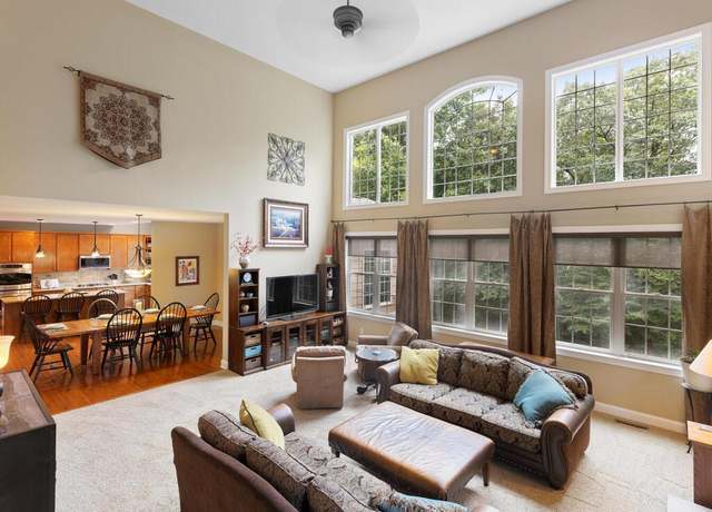 Property at 16260 Berens Ct, Prior Lake, MN 55379, 5 beds, 4 baths