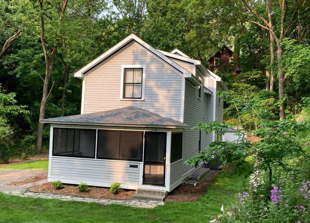 Property at 112 Harriet St S, Stillwater, MN 55082, 3 beds, 3 baths