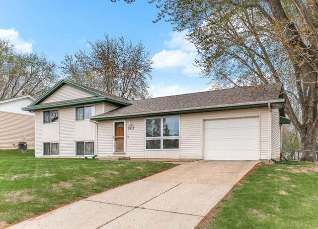 Property at 7913 80th St S, Cottage Grove, MN 55016, 3 beds, 2 baths