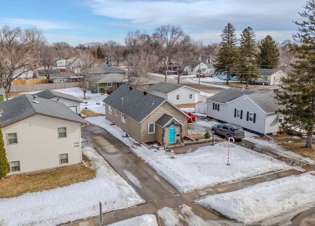 Property at 704 13th St N, Moorhead, MN 56560, 2 beds, 2 baths