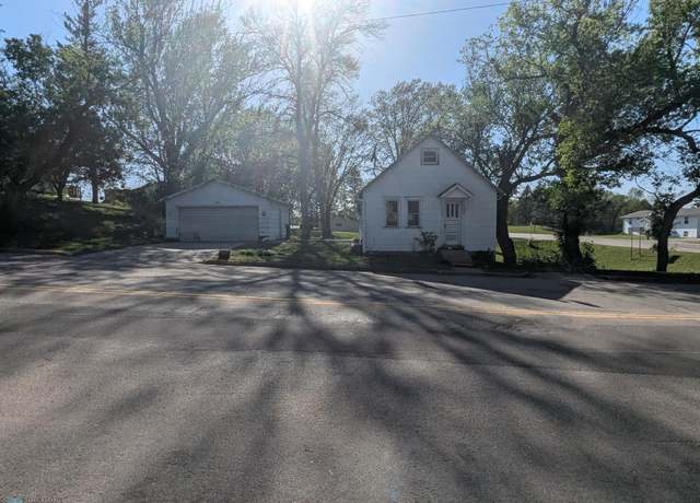Property at 304 Main St S, Underwood, MN 56586, 2 beds, 1 bath