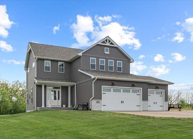 Property at 999 152nd Ave, New Richmond, WI 54017, 4 beds, 4 baths