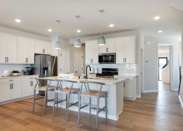Property at 9268 Larimar Trl, Eden Prairie, MN 55347, 3 beds, 3 baths