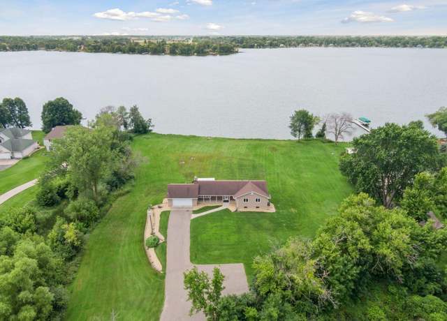 Property at 5281 217th St N, Forest Lake, MN 55025, 4 beds, 3 baths
