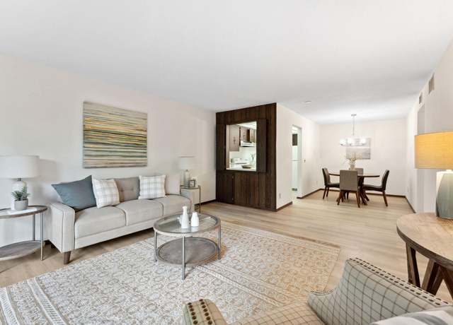 Property at 4120 Parklawn Ave #219, Edina, MN 55435, 1 bed, 1 bath