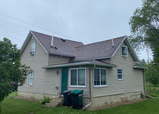 Property at 301 6th St SW, Little Falls, MN 56345, 3 beds, 3 baths