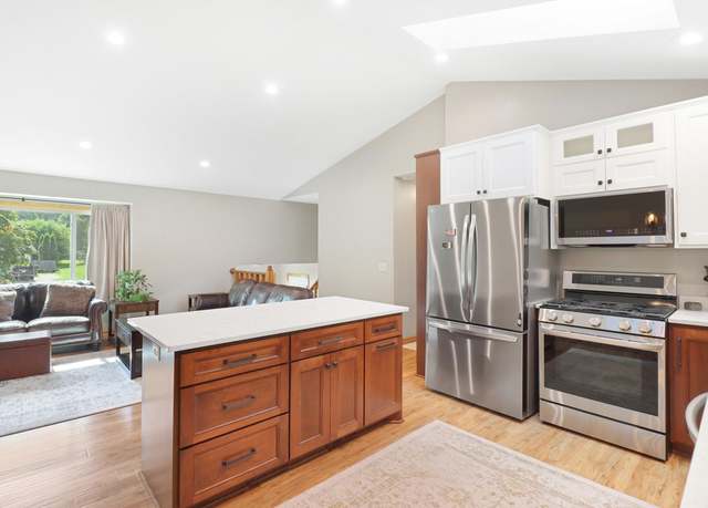 Property at 3301 16th Ave, Anoka, MN 55303, 4 beds, 2 baths