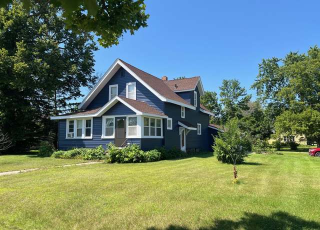 Property at 204 S Otter Ave, Parkers Prairie, MN 56361, 4 beds, 2 baths