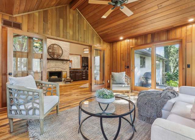 Property at 1055 Nelson Dr, Shoreview, MN 55126, 5 beds, 5 baths