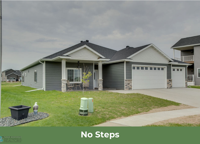Property at 1908 65th Ave S, Fargo, ND 58104, 3 beds, 2 baths