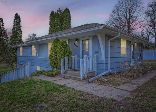 Property at 8825 Tretbaugh Dr, Bloomington, MN 55431, 4 beds, 2 baths