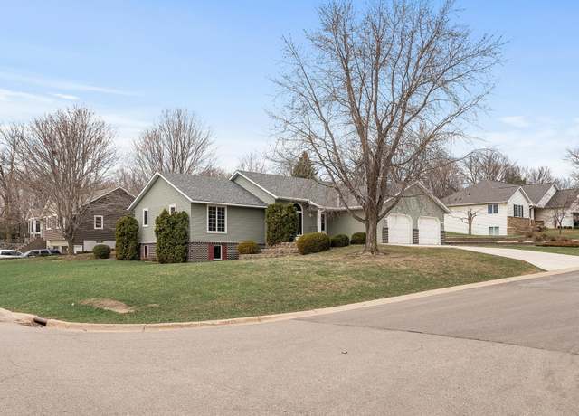 Property at 990 Klyva Rd SE, Cokato, MN 55321, 4 beds, 3 baths