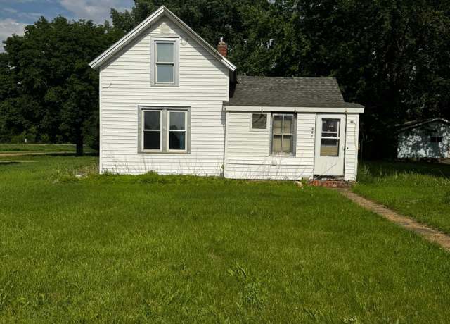 Property at 201 Harrison Ave, Sacred Heart, MN 56285, 2 beds, 1 bath