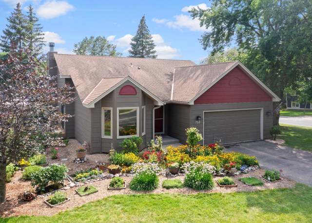 Property at 753 Canterbury Cir, Chanhassen, MN 55317, 5 beds, 2 baths