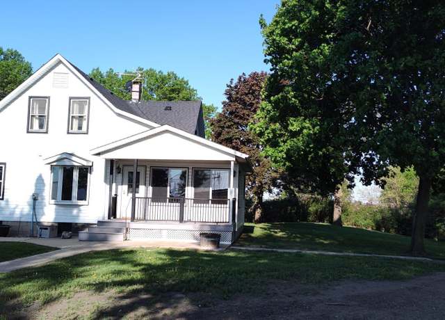 Property at 67632 440 th St, Fairfax, MN 55332, 4 beds, 2 baths