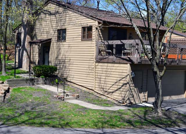 Property at 109 W Eagle Lake Dr, Maple Grove, MN 55369, 2 beds, 2 baths