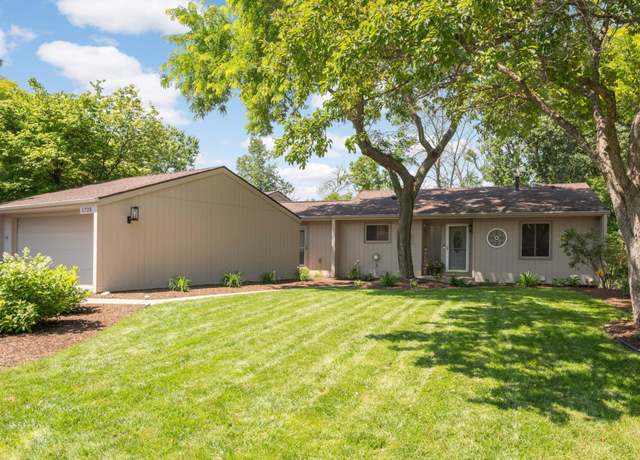 Property at 1725 Weston Ln N, Plymouth, MN 55447, 3 beds, 2 baths