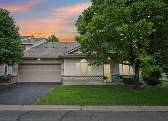 Property at 1118 Crystal Pl W, Chaska, MN 55318, 2 beds, 2 baths