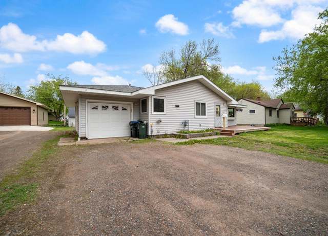 Property at 1609 Doddridge Ave, Cloquet, MN 55720, 5 beds, 2 baths